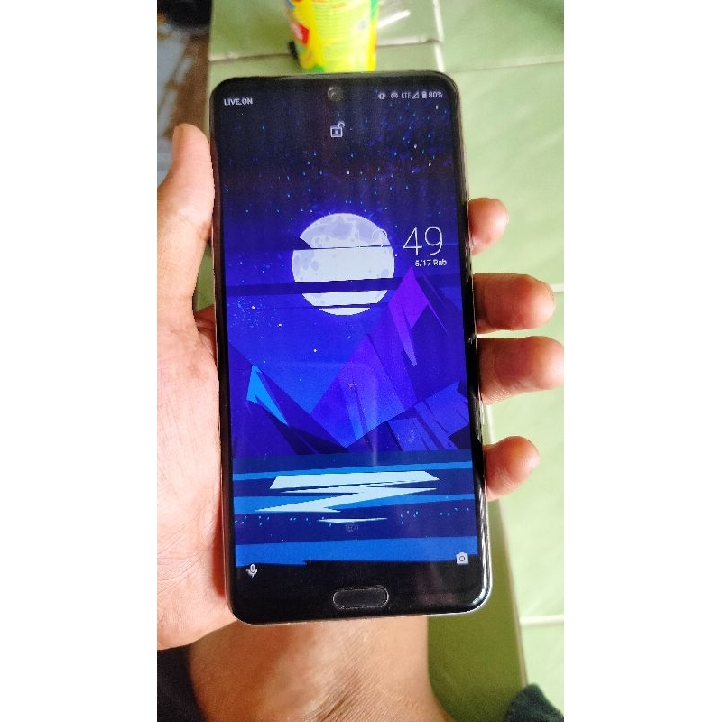 aquos r3 dt