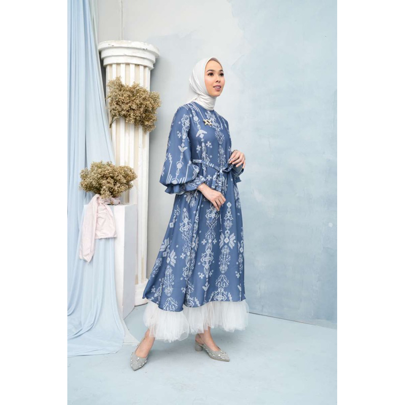 WEARING KLAMBY LINGGA DRESS