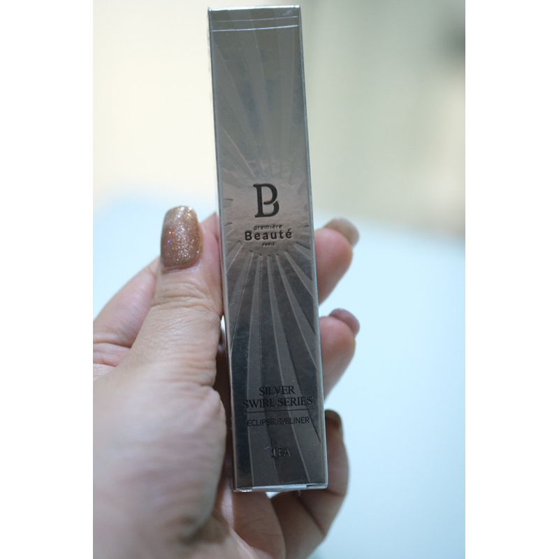 Premiere beaute eyeliner