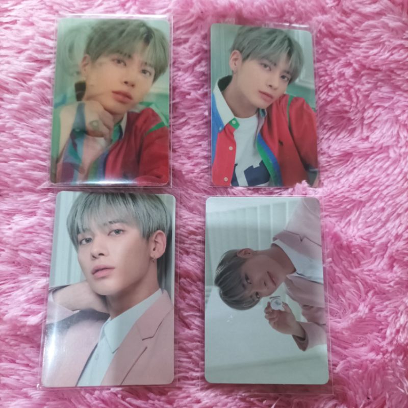 [READY STOCK] Taehyun TXT TOMORROW X TOGETHER 4OIN Official Photocard