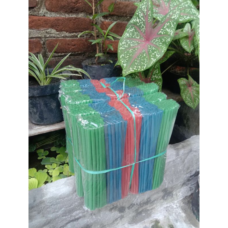 Sedotan es warna warni / sedotan plastik murah meriah