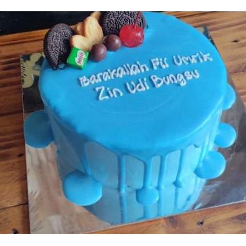 

cake ultah katakter