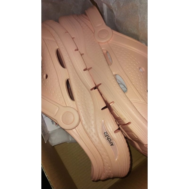 skecher