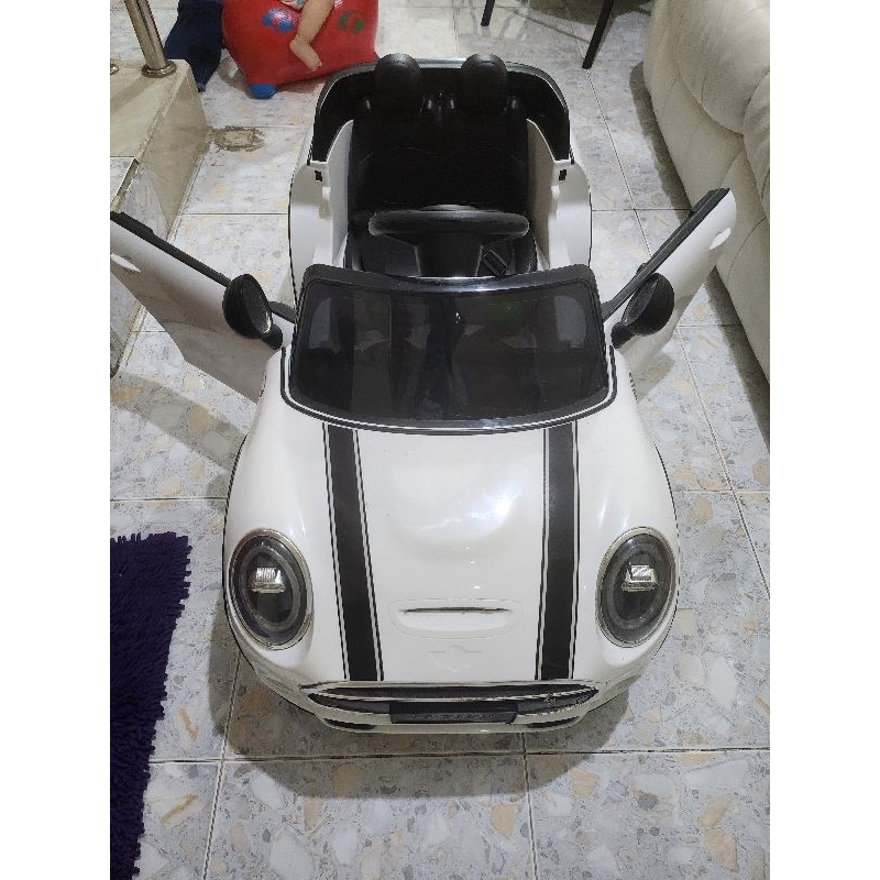 Mobil Mainan Aki Mini Cooper Preloved