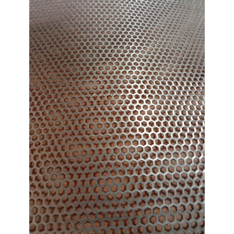 ram grill speaker ukuran 60x120cm lubang motif segi 6