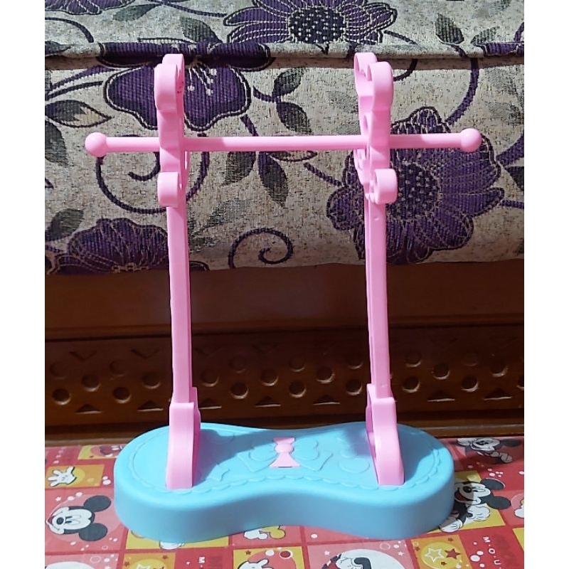 Gantungan Baju Barbie-GANTUNGAN KECIL