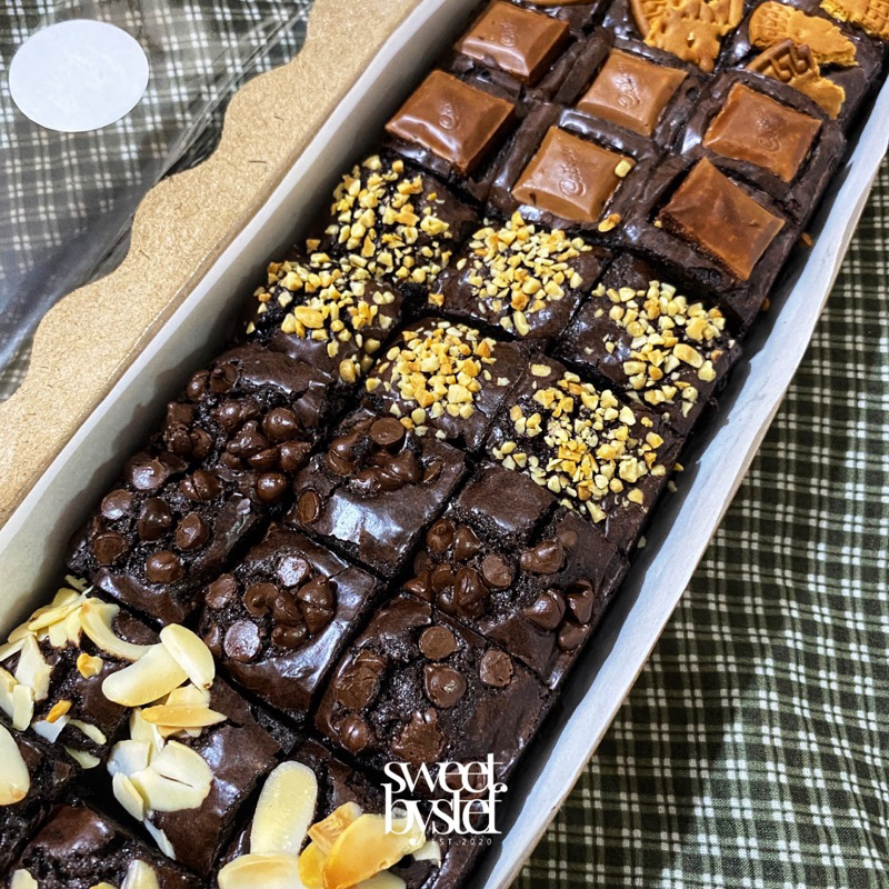 

SBS BROWNIES BITES | 30x10