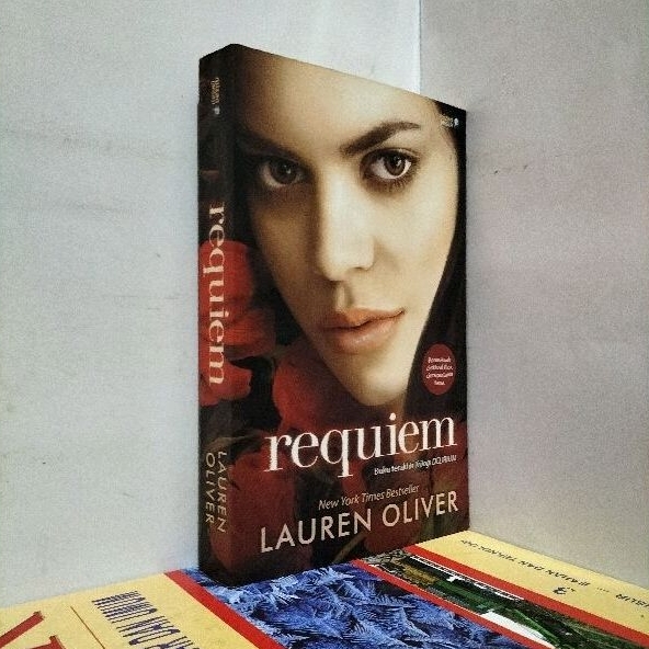 ORIGINAL NOVEL REQUIMEN BUKU TERAKHIR TRILOGI DELIRIUM.BY.LAUREN