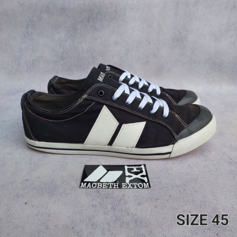 Macbeth Eliot Black White Size 45 Second