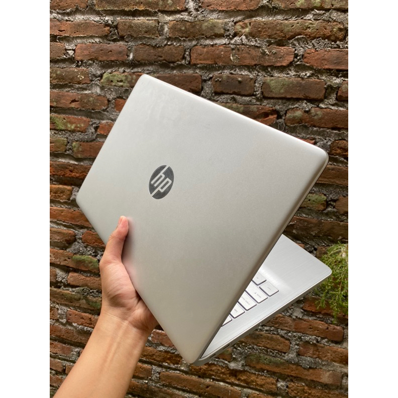 LAPTOP bekas sekon hp 14 intel n4120 ssd 256 ram 4Gb