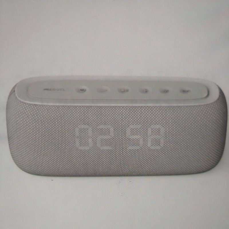 eggel home portable bluetooth speaker w/ clock radio Aux mic micro SD