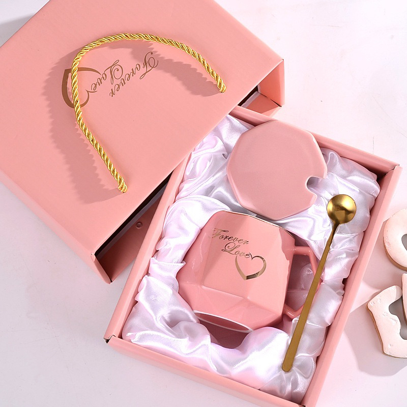 

BEST SELLER HADIAH PERNIKAHAN KADO PERNIKAHAN MUG COUPLE SET GIFT 1 SET ISI 2 PCS GELAS COUPLE