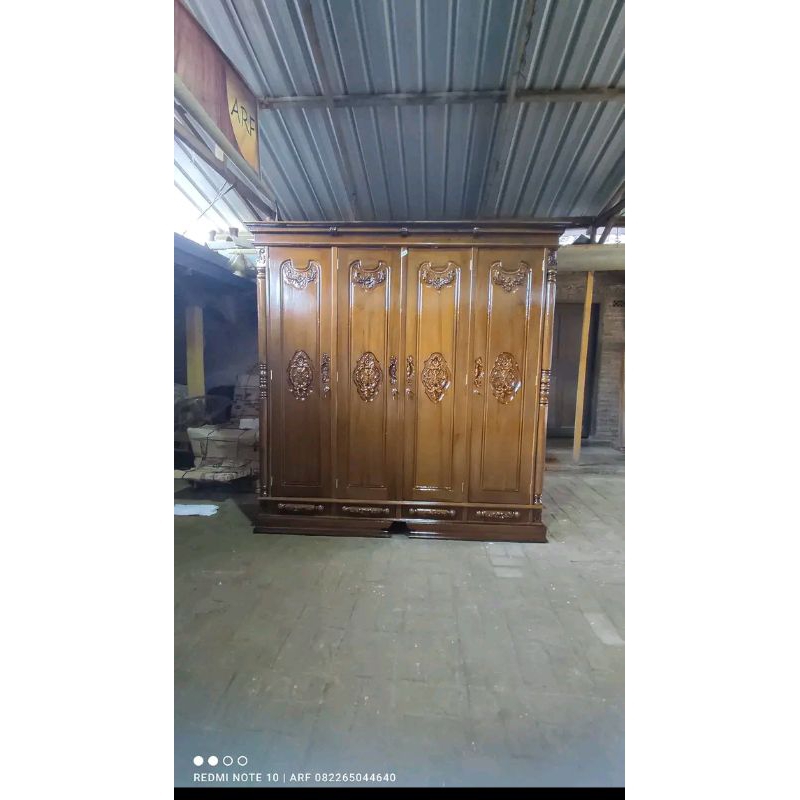 Lemari pakaian pintu 4 kayu jati / almari peluru pintu 4 kayu jati / furniture Jepara