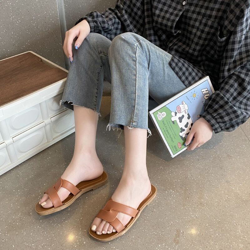 Sendal Jelly Slop Karet Wanita Sandal Flat Slip On Fashion Korea