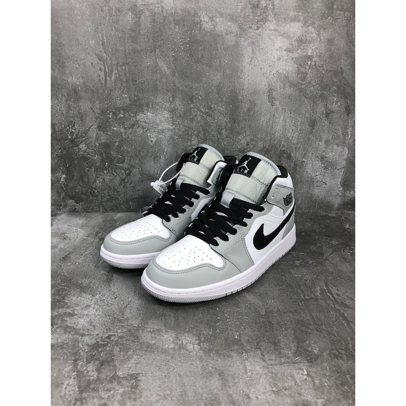 Jordan 1 Retro Mid Smoke Grey, 100% Real Pic