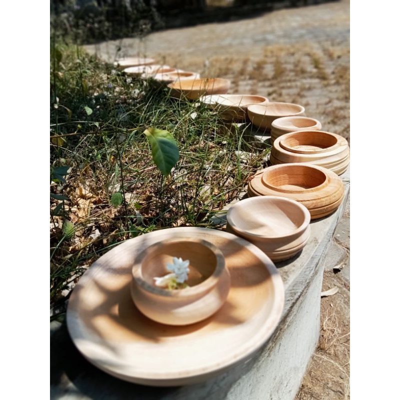 

aneka snack. bucket. kerajinan kayu