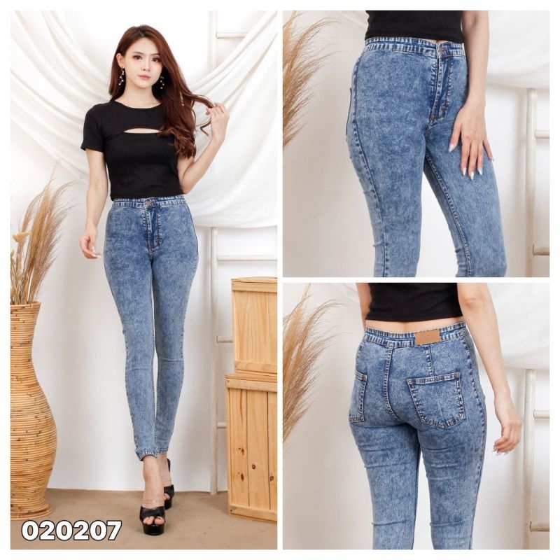 Celana Highwaist Jeans Wanita