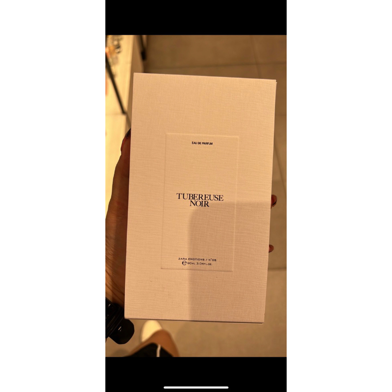 Zara Tubereuse noir