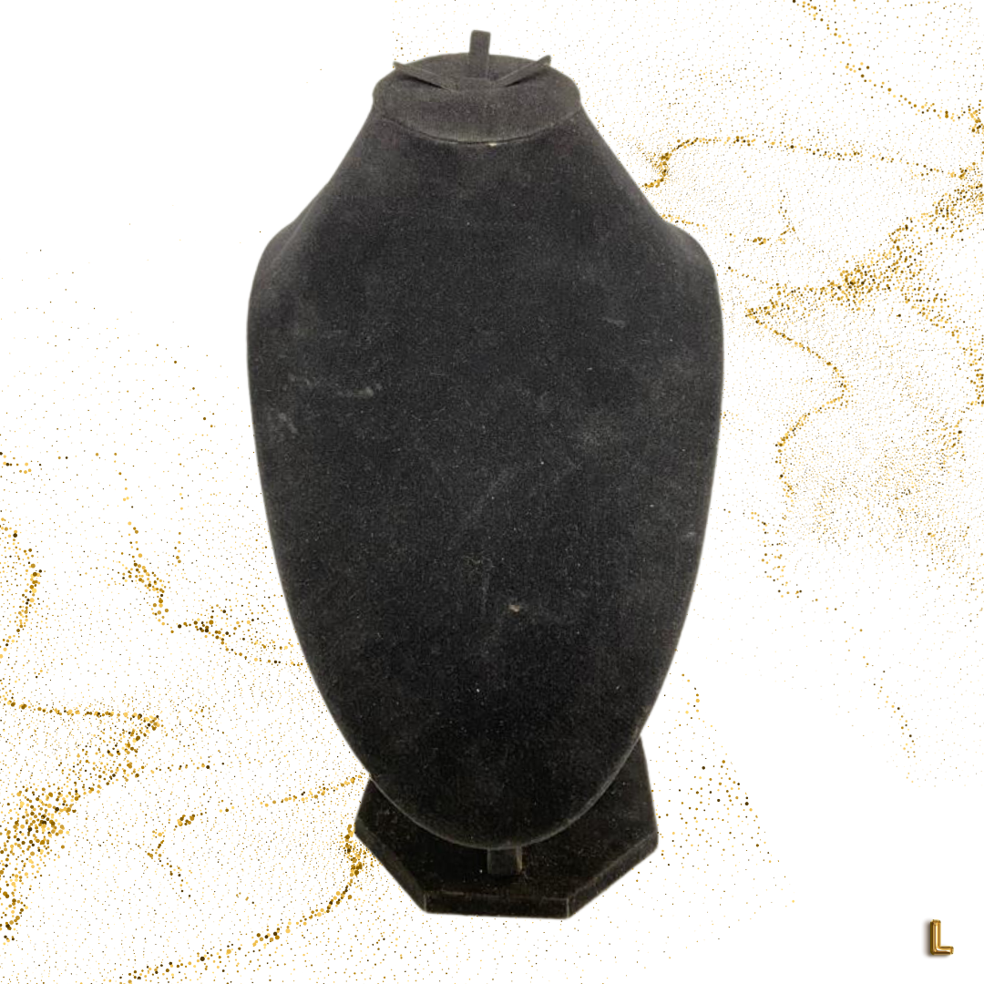 Patung Manekin Kalung Hitam 01