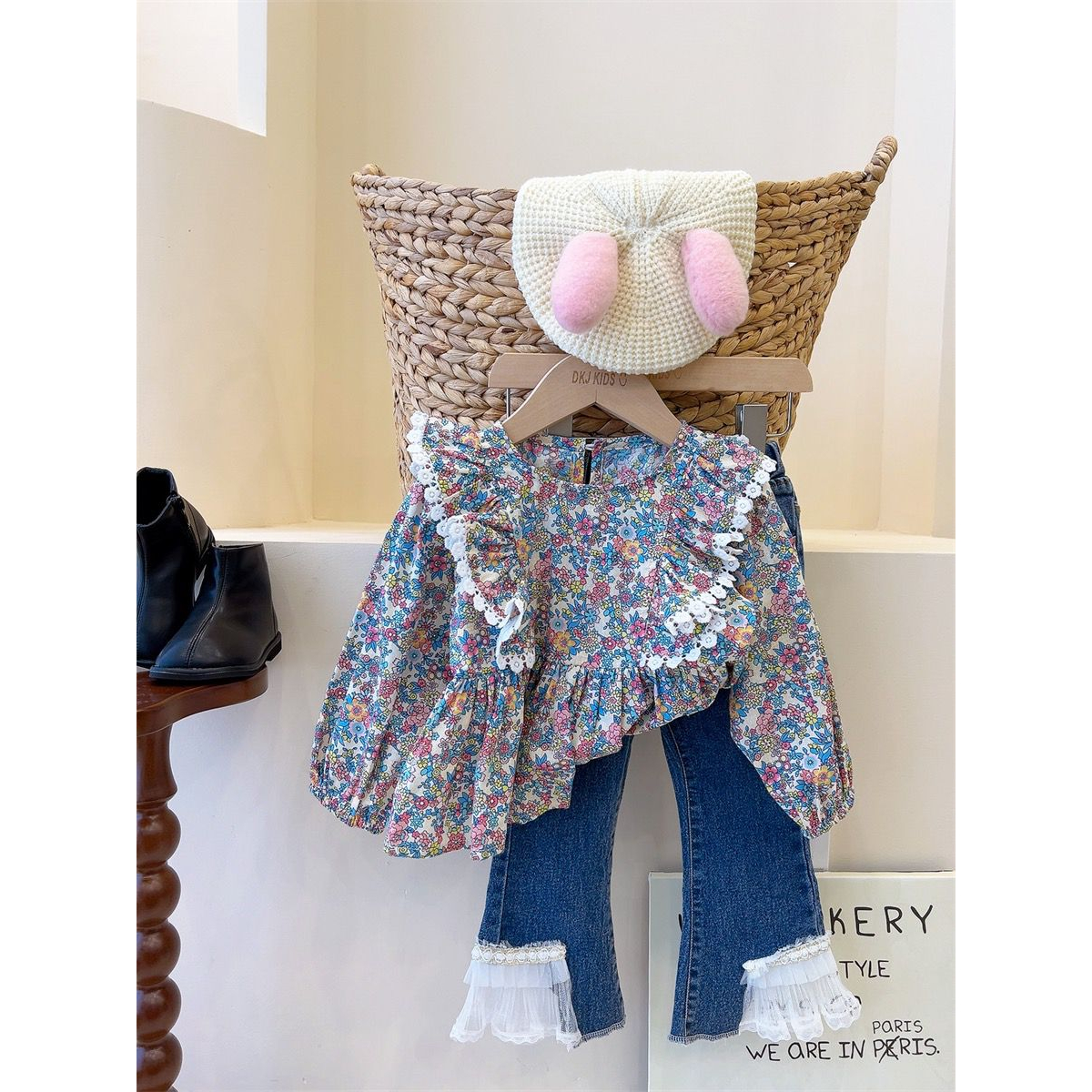 Setelan Anak Perempuan Motif Bunga Campur Celana Denim Panjang Tile Lapis