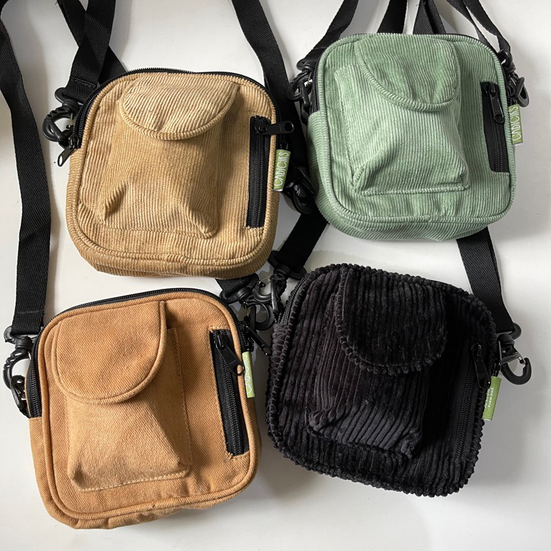 Mochi Sling Bag Corduroy - Cabiciks