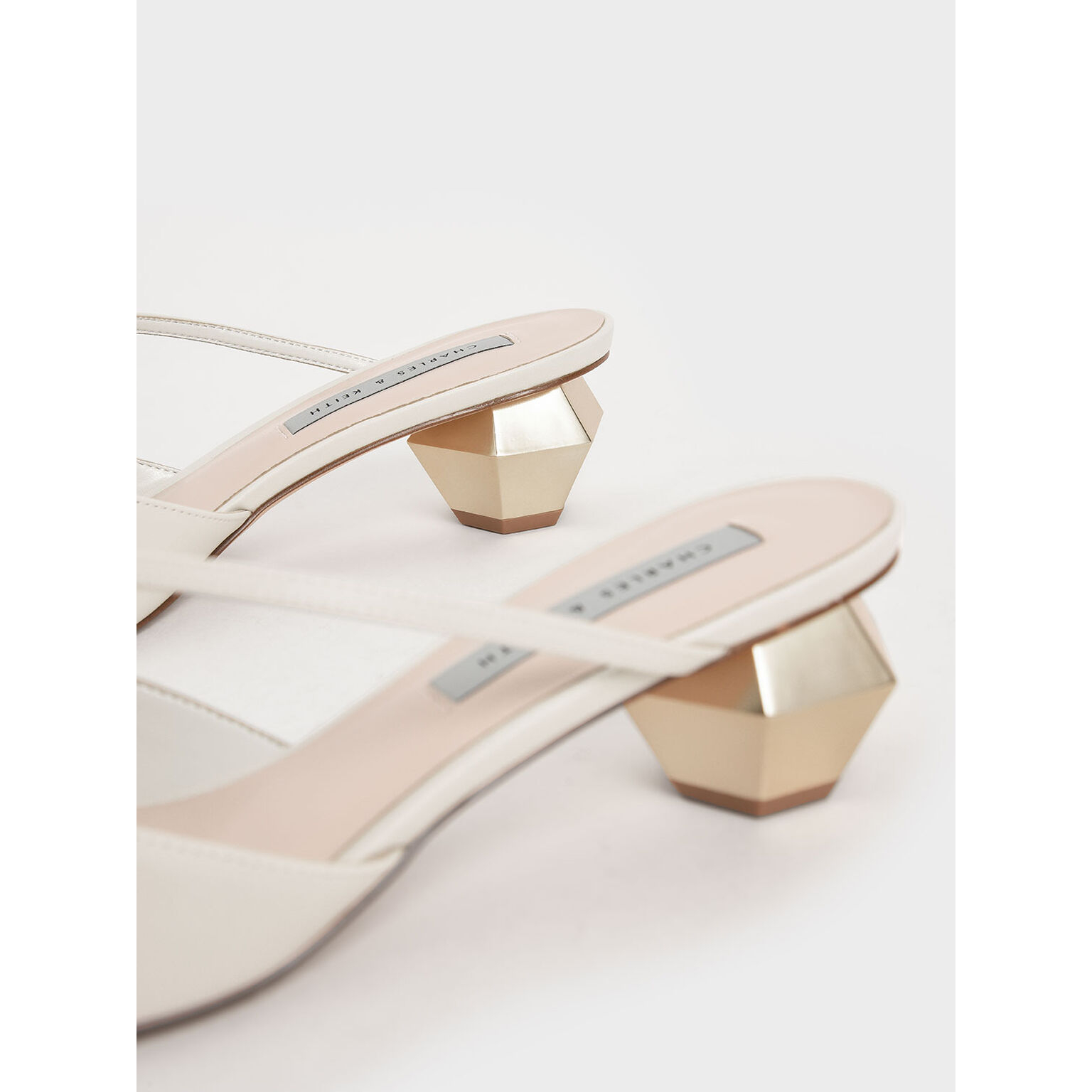 Sepatu CK 416 White / Sandal Wanita Import Heels 3cm Elegan dan Stylish cocok untuk Kondangan Pesta Wisuda Hangout Kualitas Premium by Dailyshoes_id