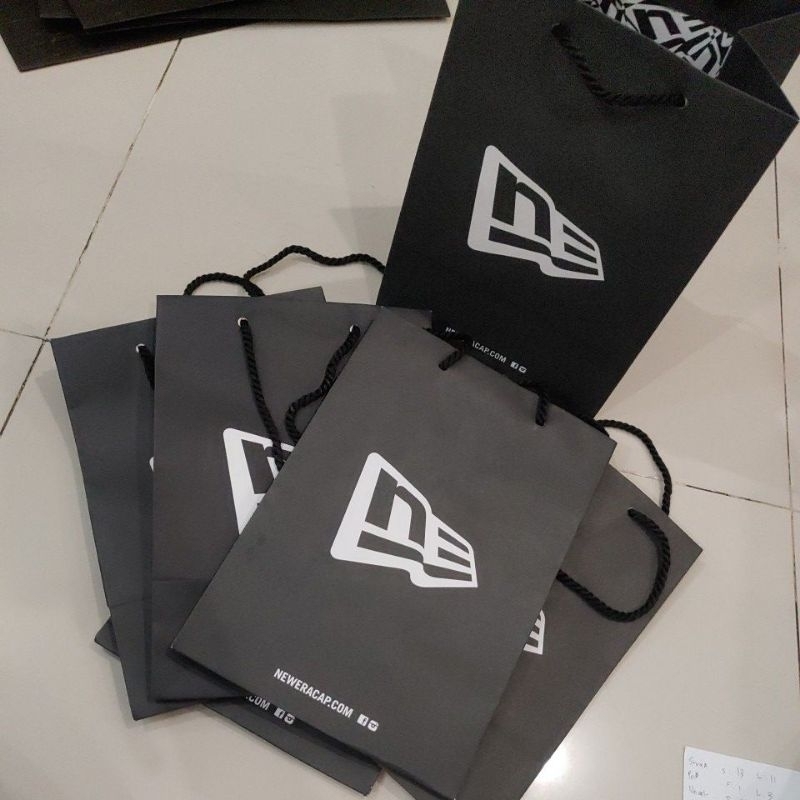 

paperbag new era cap