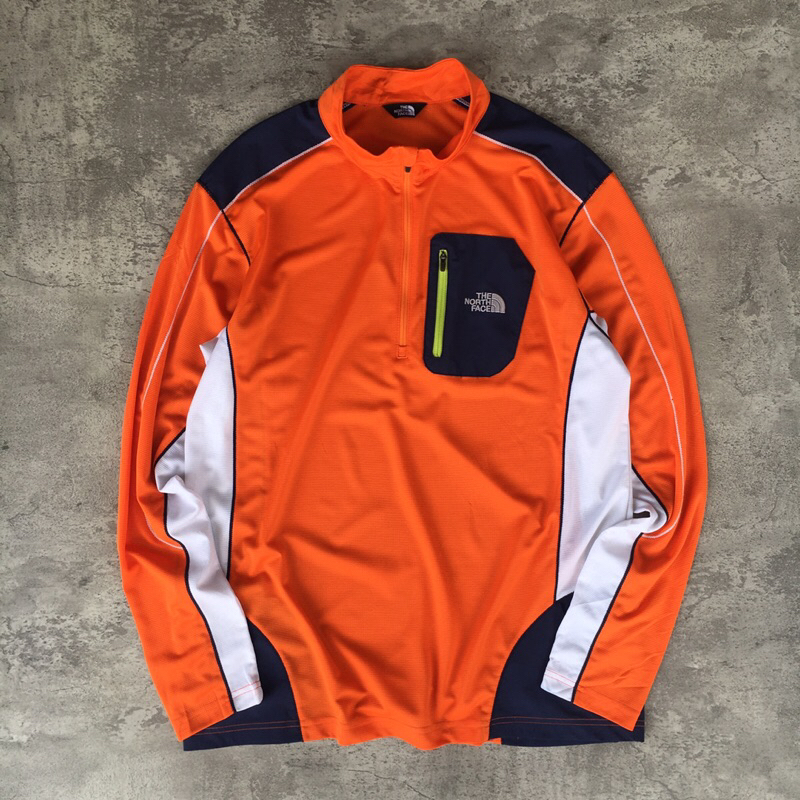 Kaos Baselayer by The North Face Long Sleeve tee