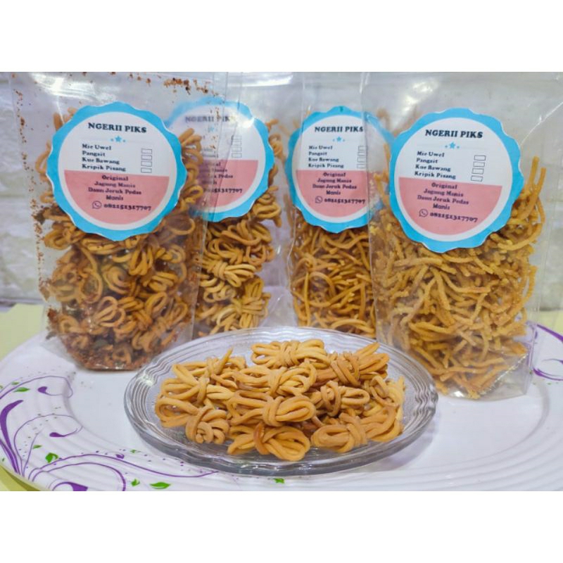 

Mie Uwel/Mie Gulung Gurih dan Renyah Kemasan 100 gr