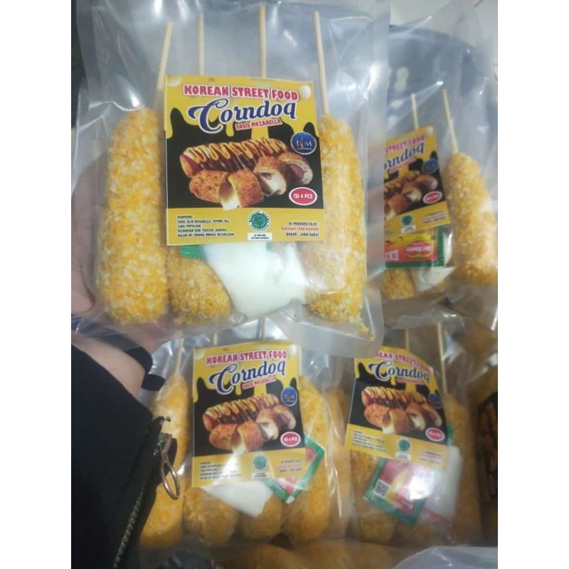 Corndog halal (sosis, mozzarella)