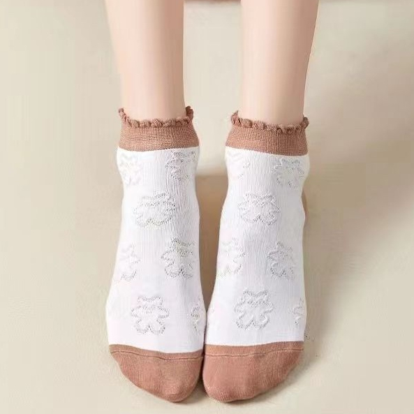 T&amp;Y Kaos Kaki Pendek Wanita Motif Bear 6773 Motif Beruang Cokelat Kaus Kaki Semata Kaki Motif Cute Bear Ankle Socks Korean Style Model Simple Import