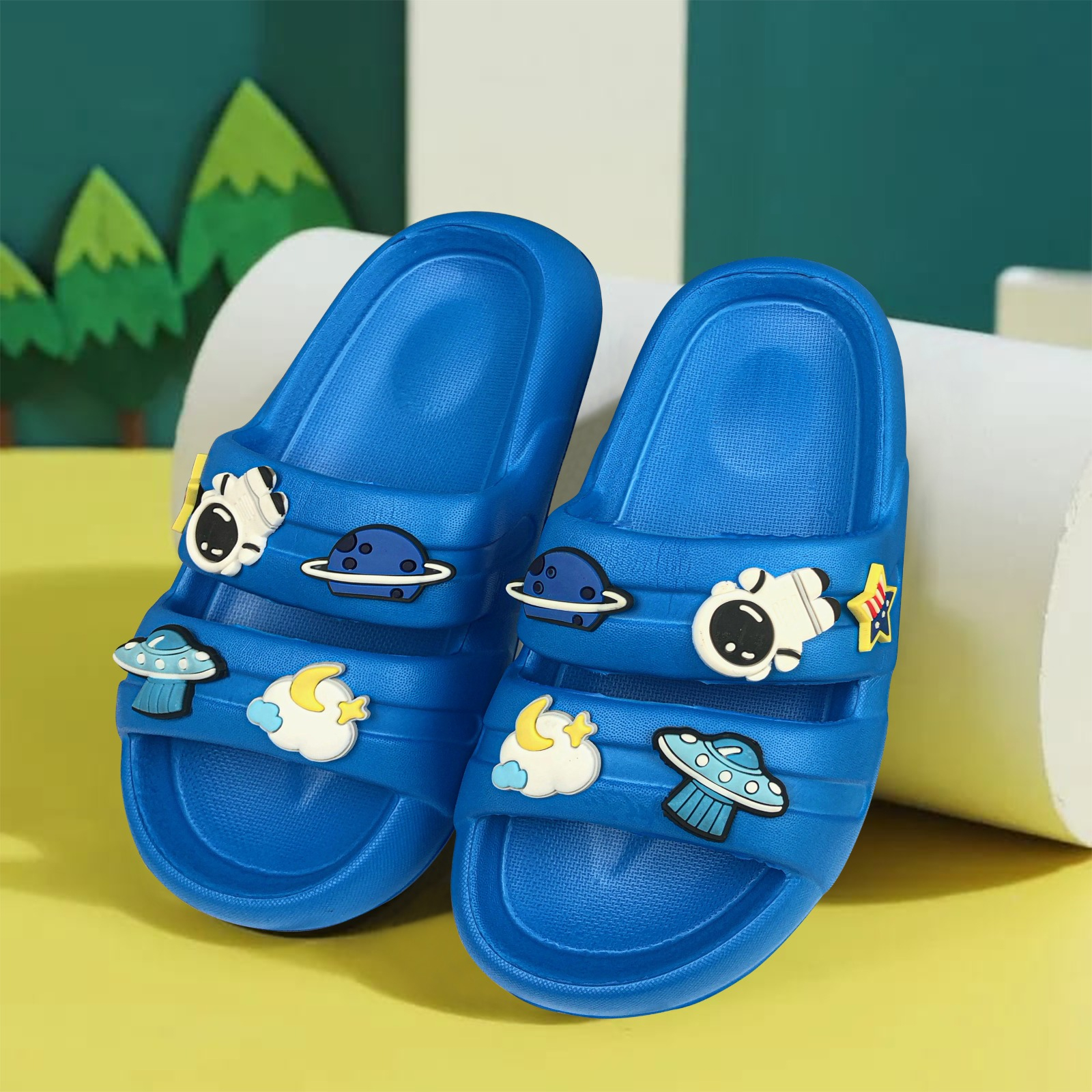 Sandal Astronot Ban 2 Anak Tanggung Sendal Slip On Lucu Bahan Import EVA Anti Slip - 245 30/35