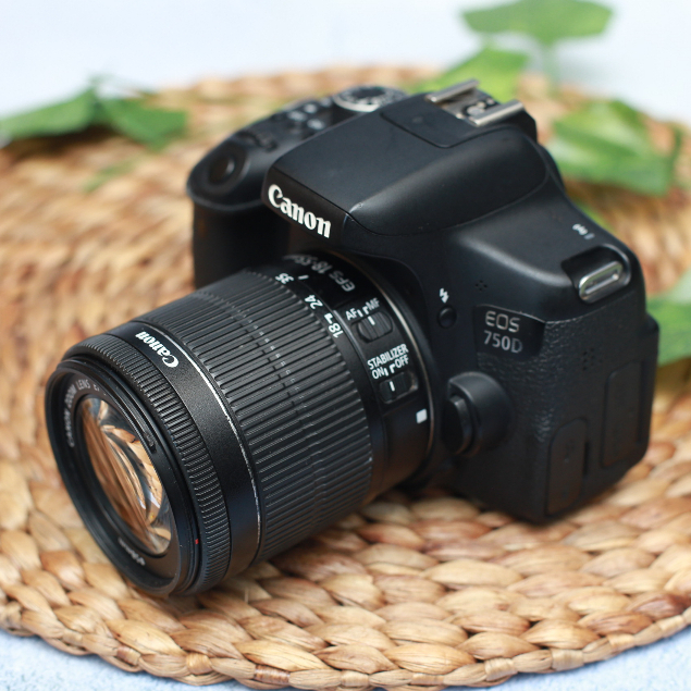 Canon 750D Lensa Kit 18-55mm Kamera DSLR Original Bergaransi