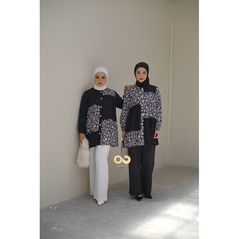 Juwita Blouse