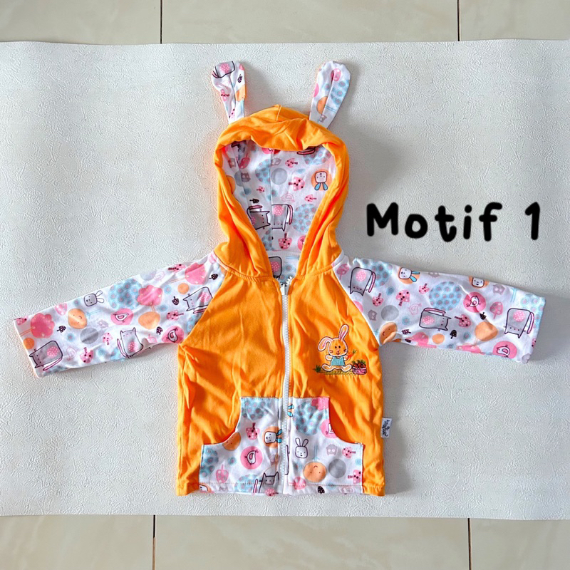 𝐍𝐄𝐖 𝐉𝐀𝐊𝐄𝐓 𝐀𝐍𝐀𝐊 𝐁𝐎𝐋𝐀𝐊-𝐁𝐀𝐋𝐈𝐊 𝐂𝐇𝐄𝐑𝐘 𝐇𝐎𝐔𝐒𝐄 𝐬𝐢𝐳𝐞 𝐌 / Jaket Chery House Jaket Bolak-Balik 2 Motif / Jaket 