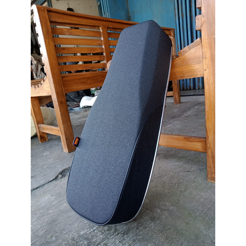 jok cb pakek kulit model kulitan amplas-JOK CB ANTI GEMBOS/JOK CB AMPLAS-Jok CB Kulit amplas tanpa s