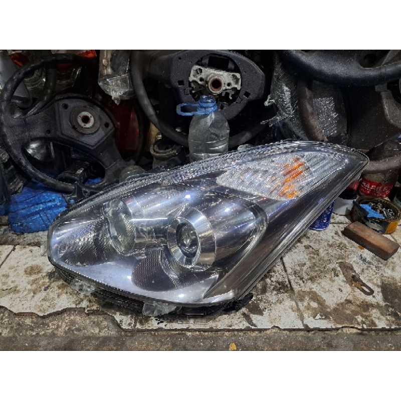 headlamp toyota wish HID