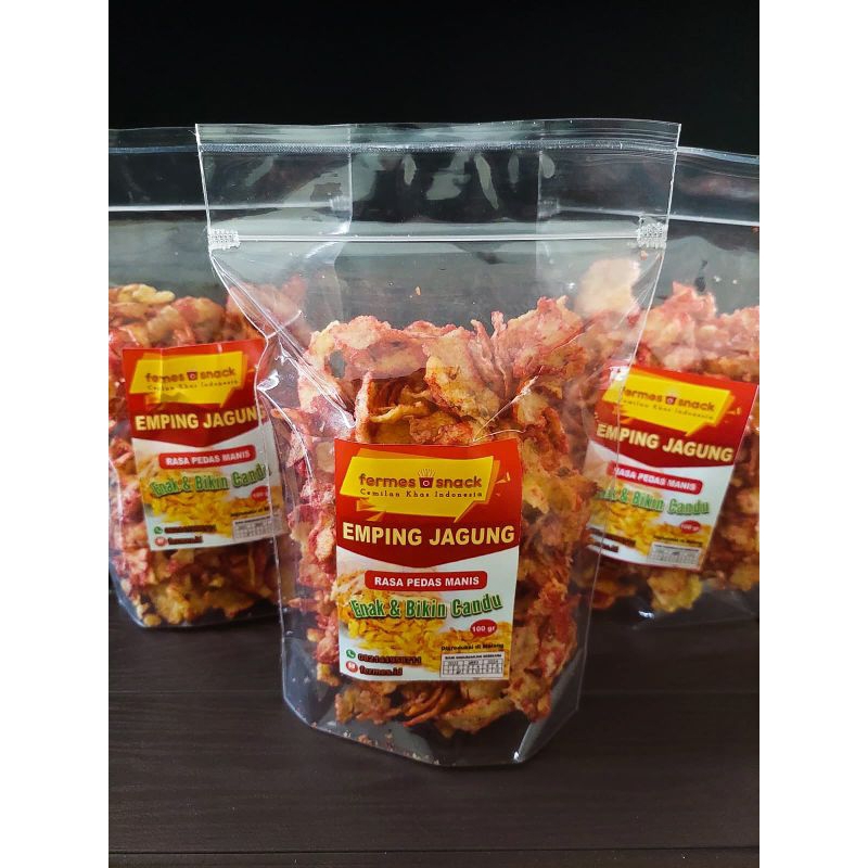 

Emping jagung rasa pedas manis
