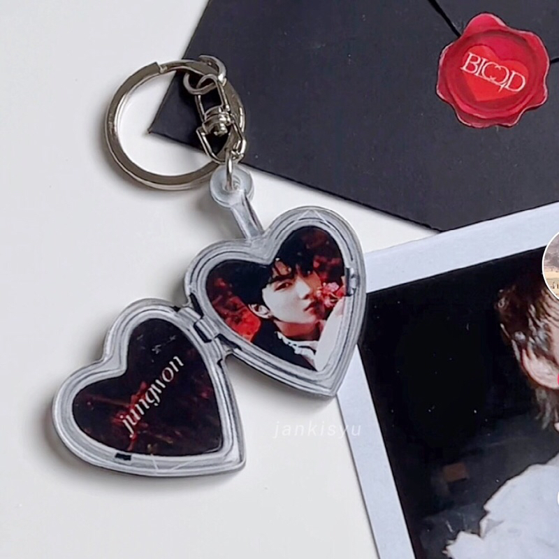 [LAST STOCK] Dark Lover Keychain Enhypen Dark Blood by Jankisyu