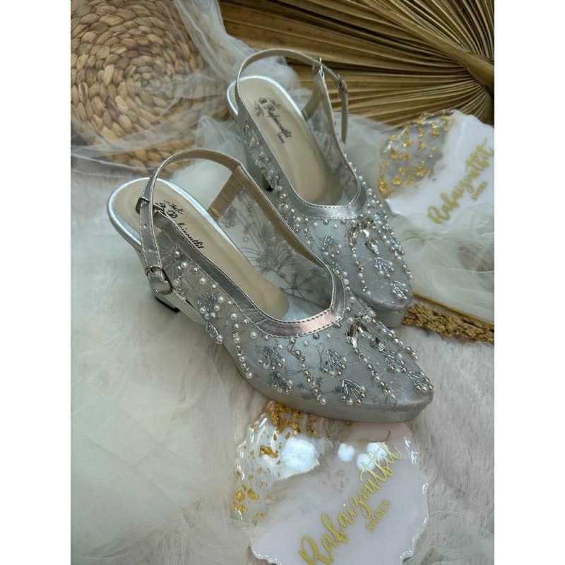 Sepatu wedding Cantik Viola silver 9cm tahu