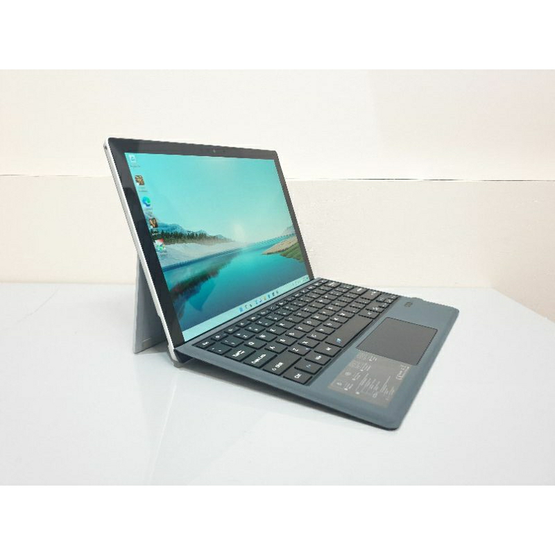 Microsoft Surface Pro 4  Touch Tablet Core i5 12-Inch 2K PixelSense