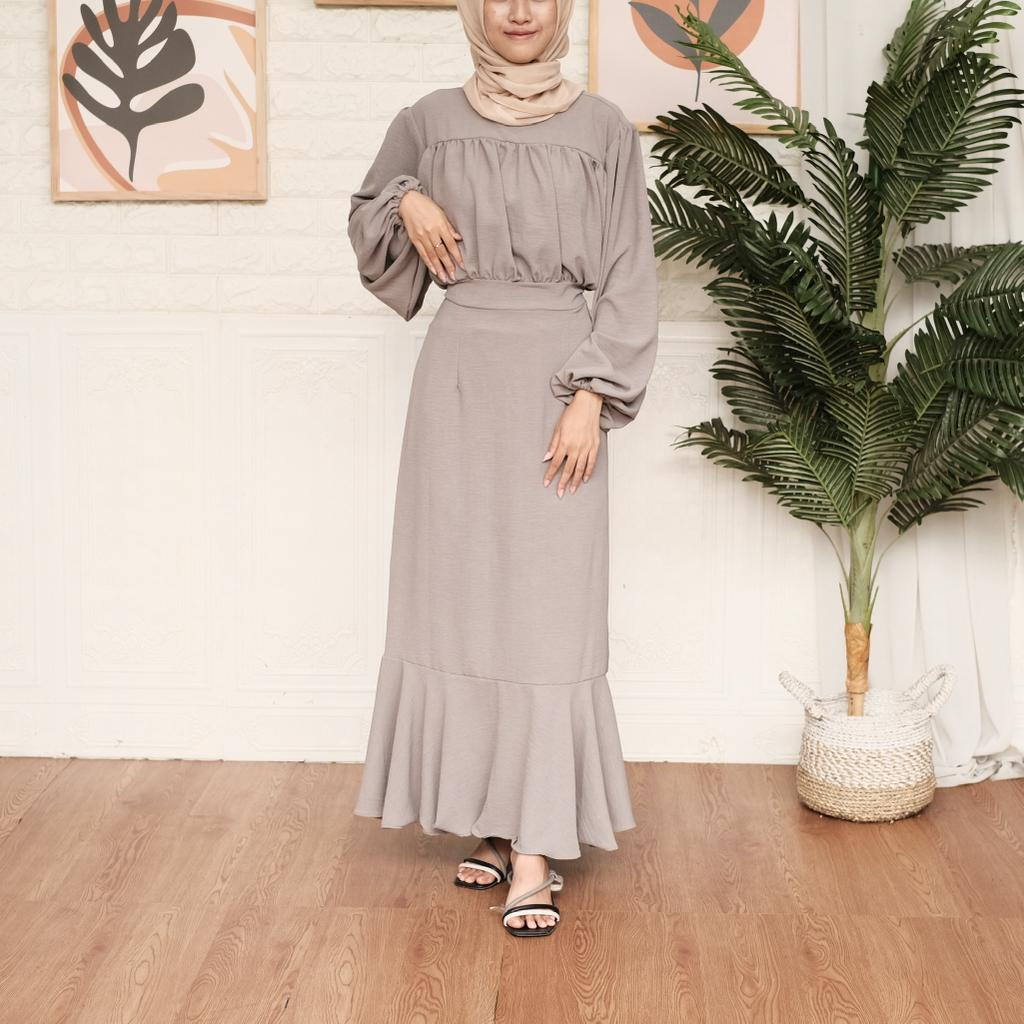 Gamis Crinkle Terbaru Gamis Muslimah Bahan Crinkle Airflow Kekinian Gamis Crinkle Ukuran Jumbo