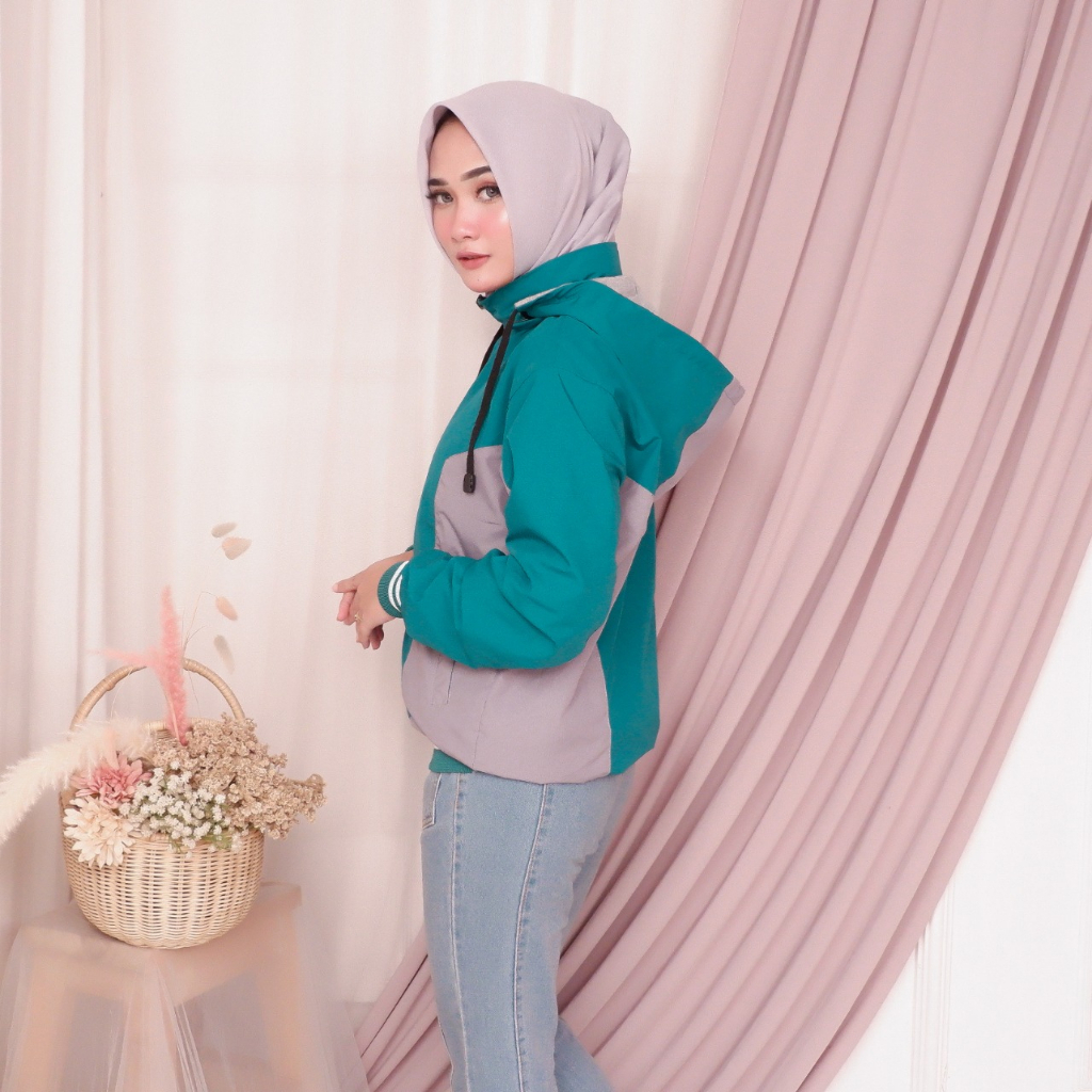 Justrue Jaket Hoodie Wanita Bolak Balik Kekinian Tosca