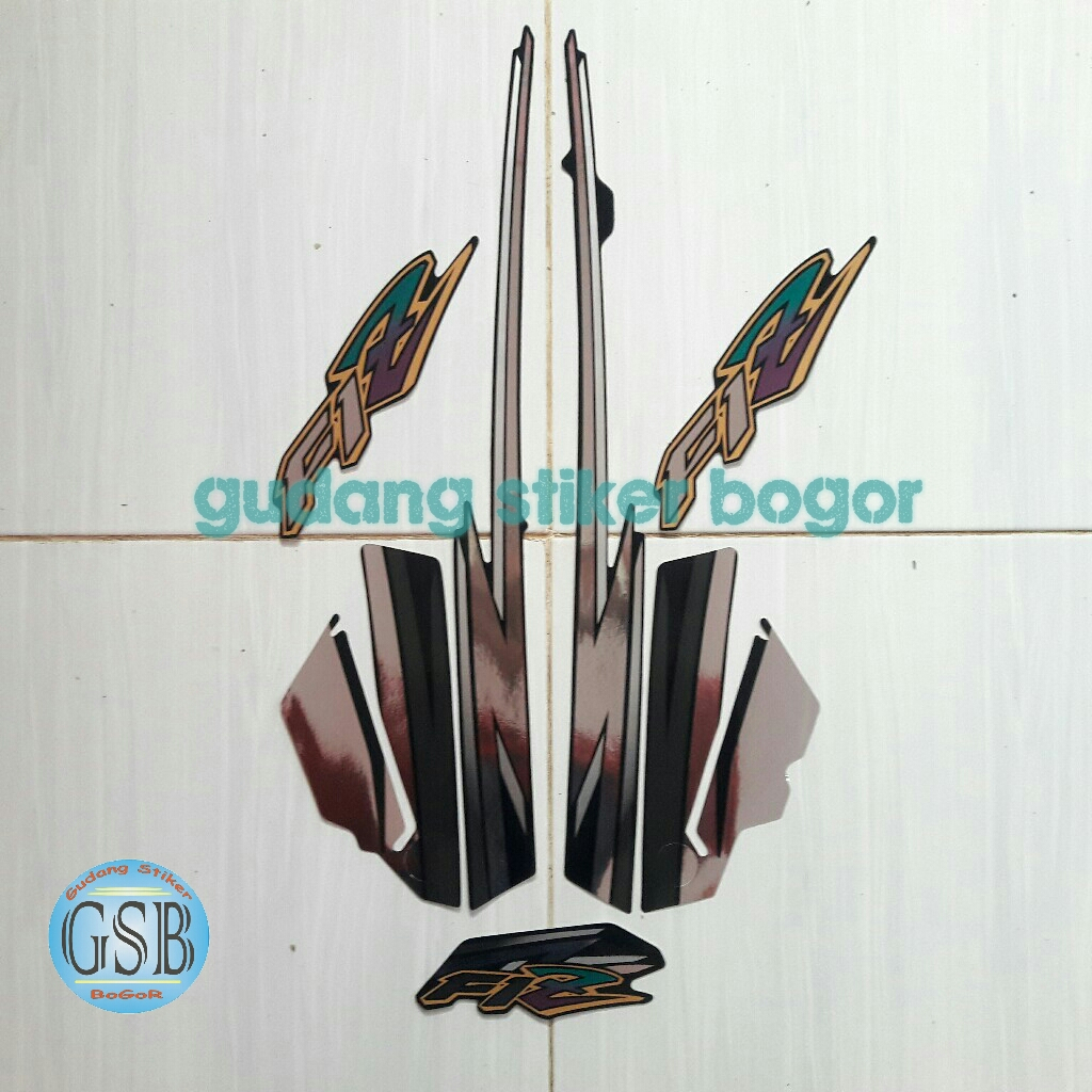 STICKER STRIPING LIS LES BODY MOTOR YAMAHA F1ZR F1ZR 1996 HITAM-ABU