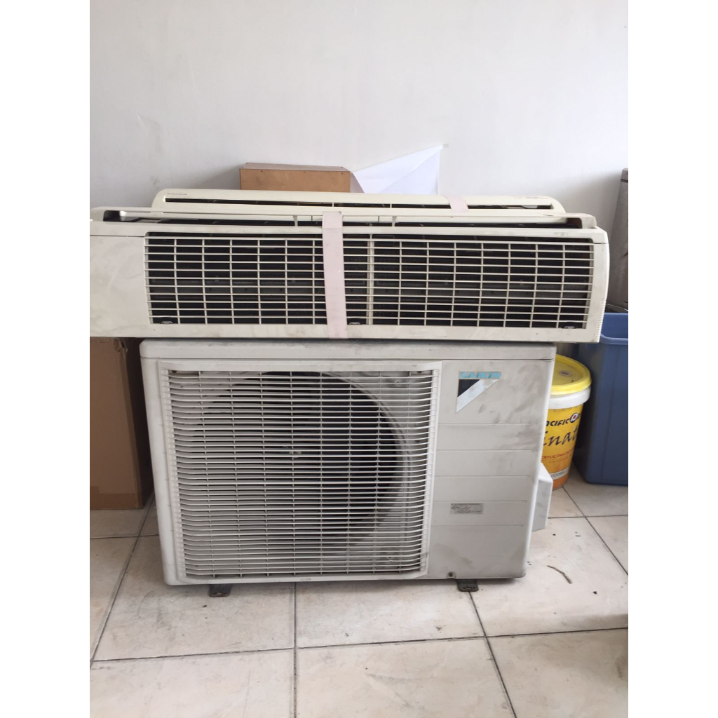 AC SECOND DAIKIN 2 PK