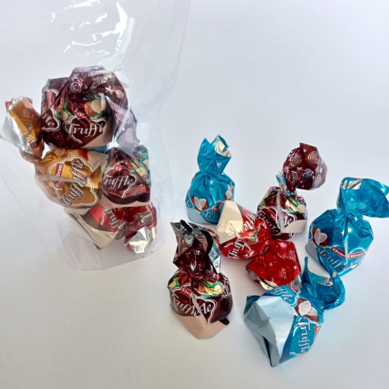 

Coklat Turkey Elvan Truffle Mix 250gr-1kg Rasa Caramel, Hazelnut, Coconut, Strawberry