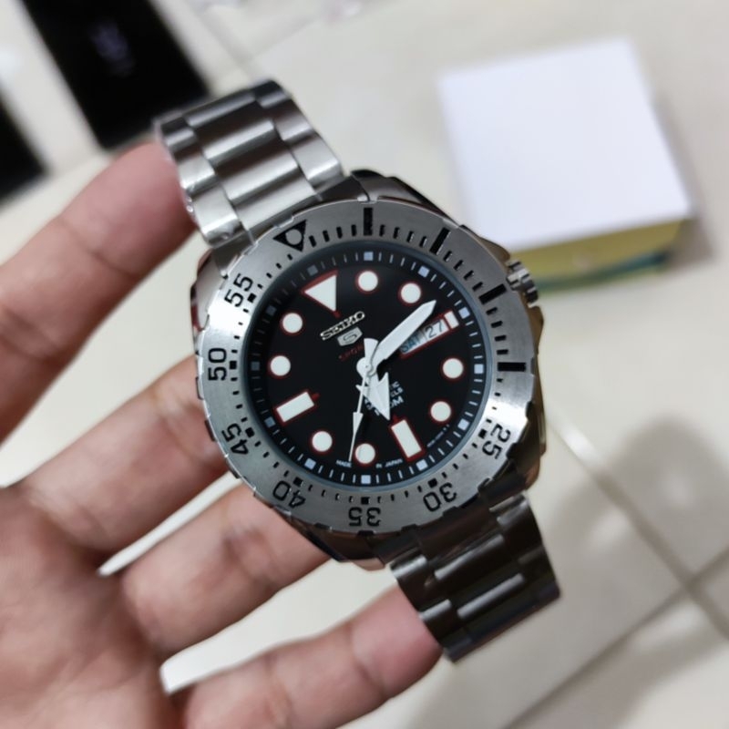 Jam tangan Pria SEIKO 5 Sports Stainless steel Automatic Caliber 4R36A