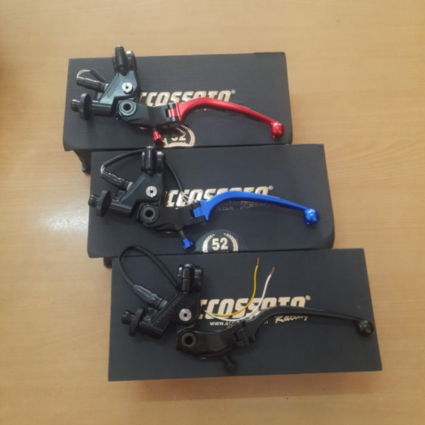 {Bekas} Kopling Accosato 24mm Ori Limited