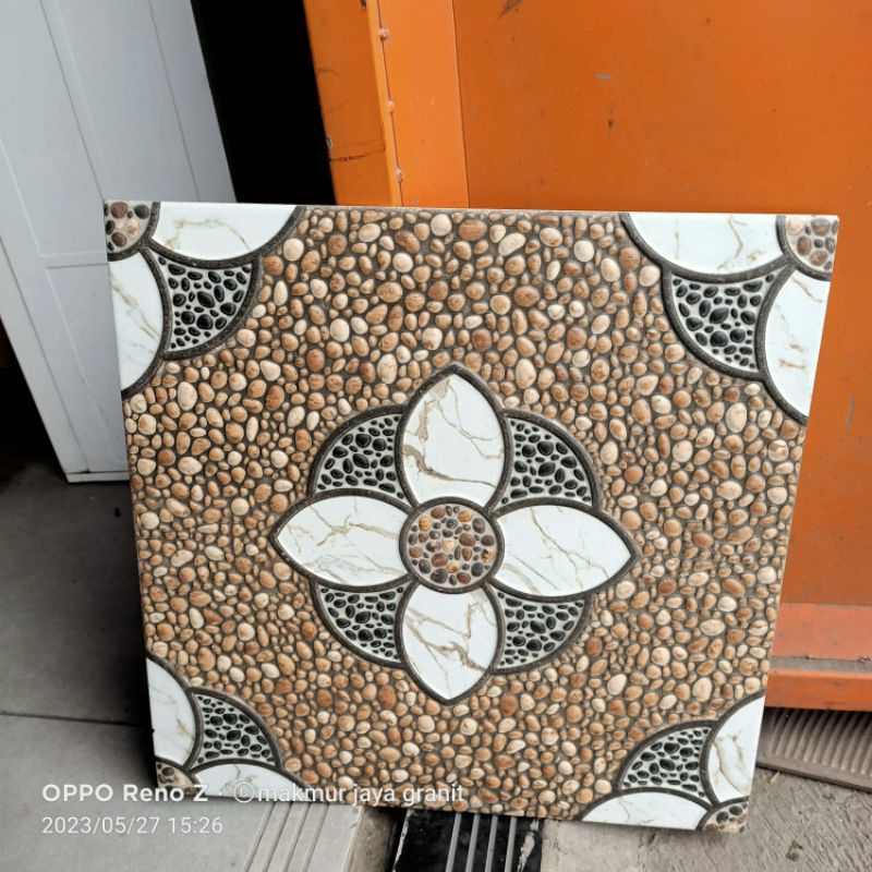 Keramik Lantai carpot 40x40 motip batu
