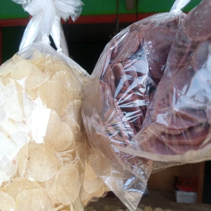 

krupuk kecipring dan jengkol